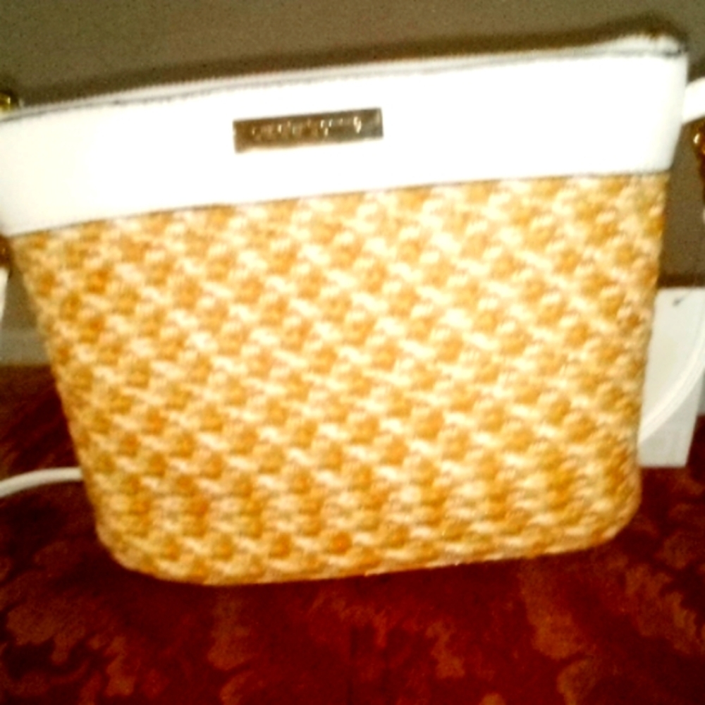 Liz Claiborne gold and white tassel zipper crossbody